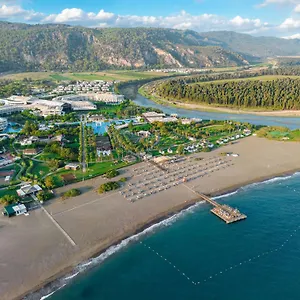5* Курортный комплекс Hilton Sarigerme &