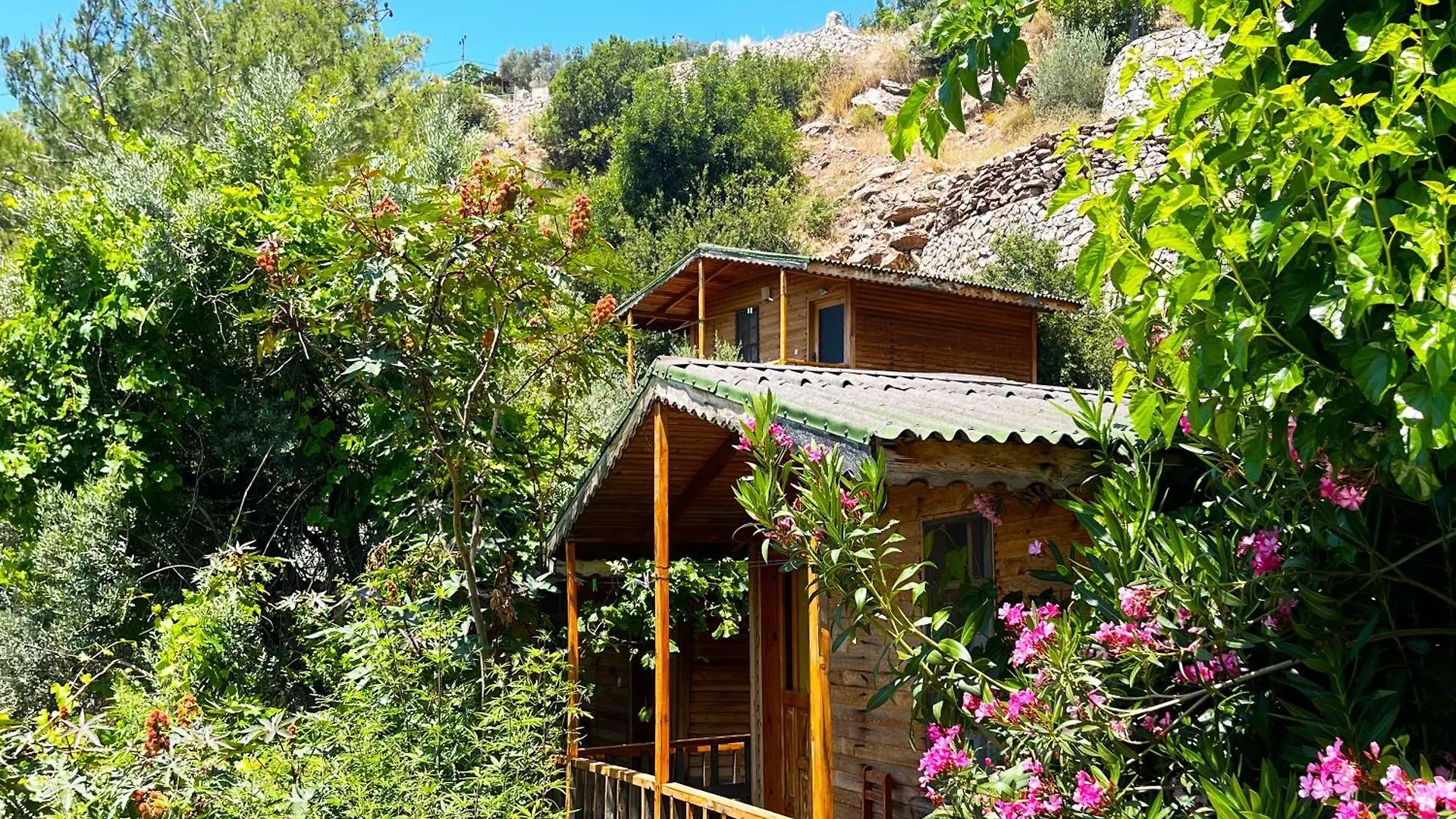Fullmoon Camp Villa Faralya 0*,
